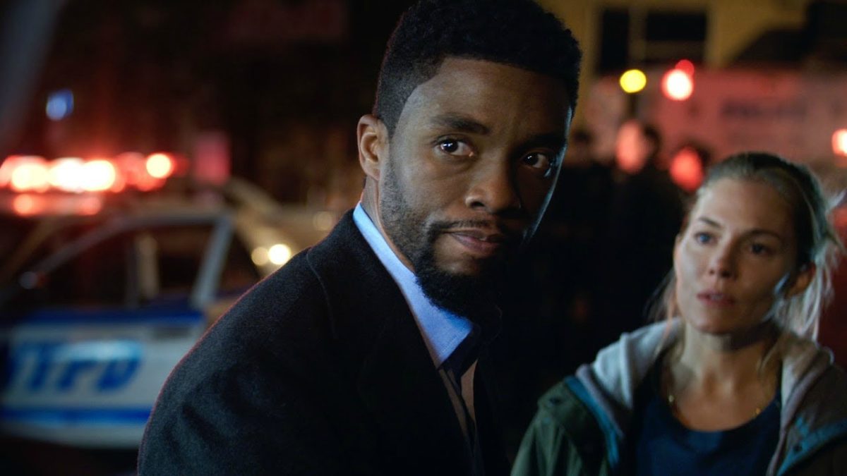 Chadwick Boseman vai ganhar estátua em sua cidade natal