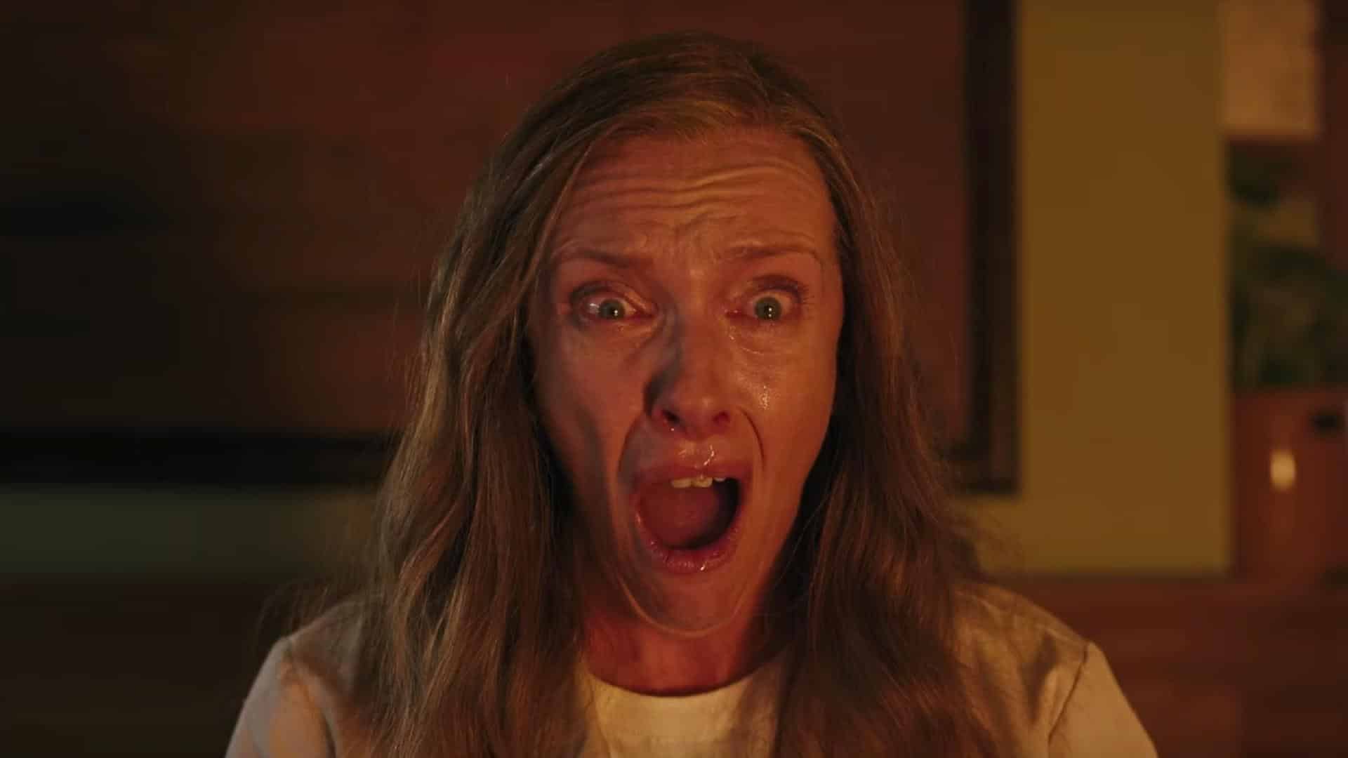 toni collette em cena de hereditario