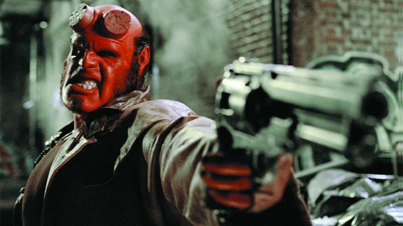Ron Perlman aceita fazer Hellboy 3 e ignorar o fracasso do reboot
