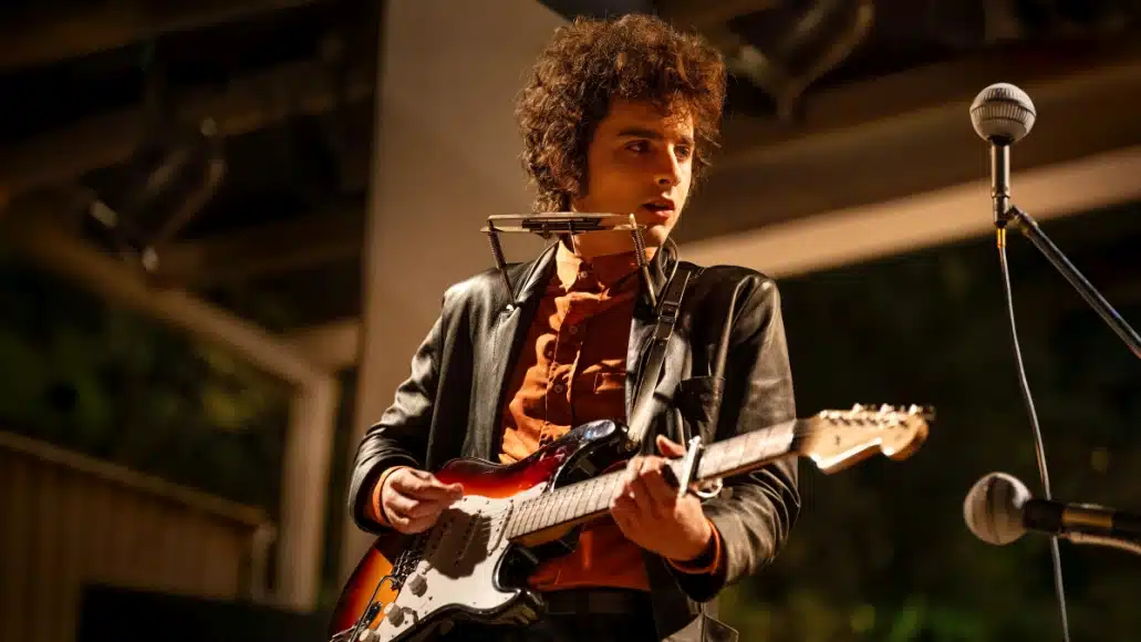CRÍTICA I Um Completo Desconhecido traz a jornada de Bob Dylan, do Folk ao Rock